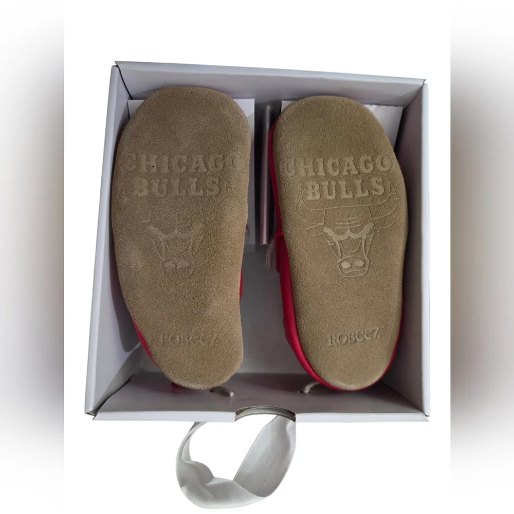 Robeez NEW Chicago Bulls NBA Soft Sole Casual 100% Leather Shoes. Benny The Bull